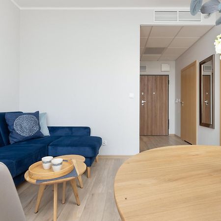 Business Center Apartments Warsaw Wola By Noclegi Renters Eksteriør bilde