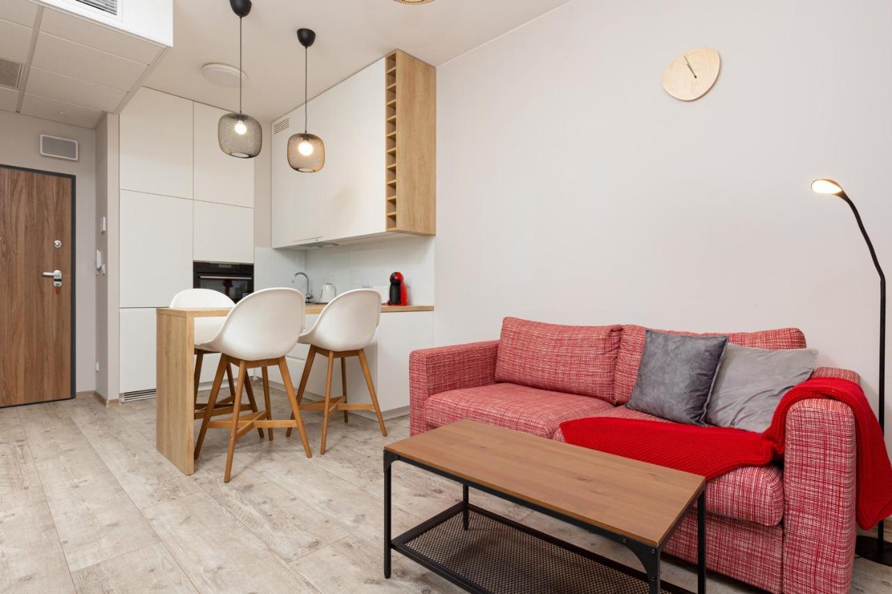 Business Center Apartments Warsaw Wola By Noclegi Renters Eksteriør bilde