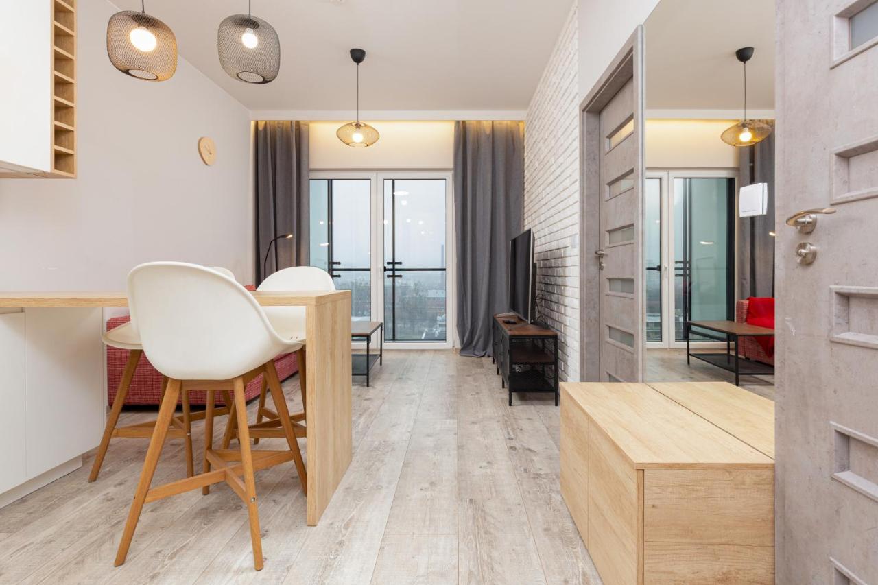 Business Center Apartments Warsaw Wola By Noclegi Renters Eksteriør bilde