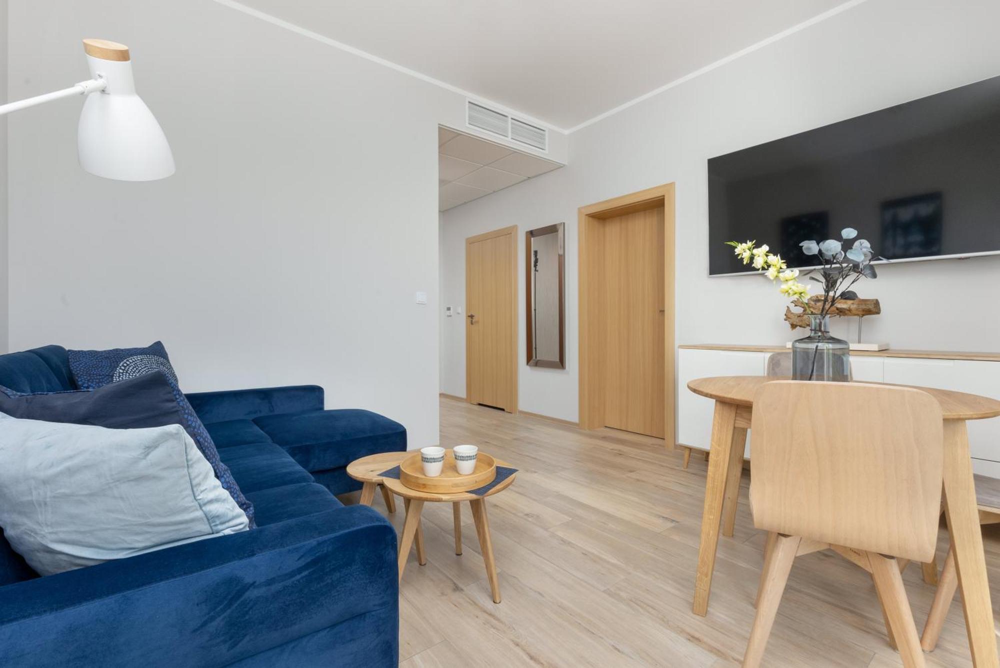 Business Center Apartments Warsaw Wola By Noclegi Renters Eksteriør bilde
