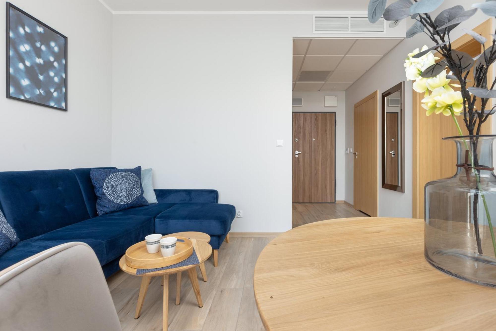 Business Center Apartments Warsaw Wola By Noclegi Renters Eksteriør bilde